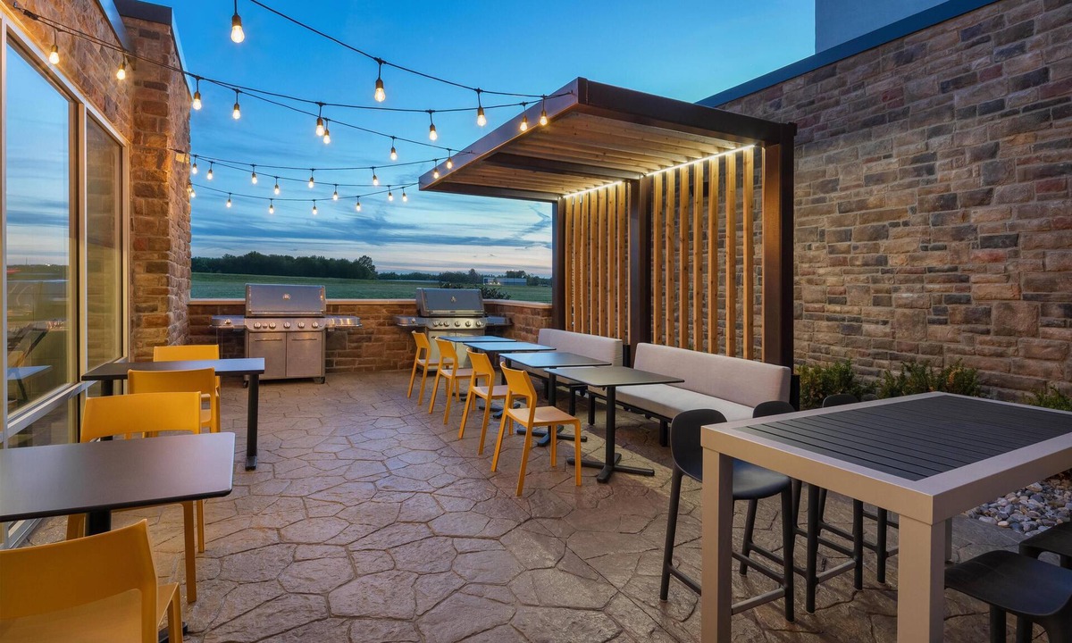Burlington Hotel | Tru By Hilton Burlington, Nj