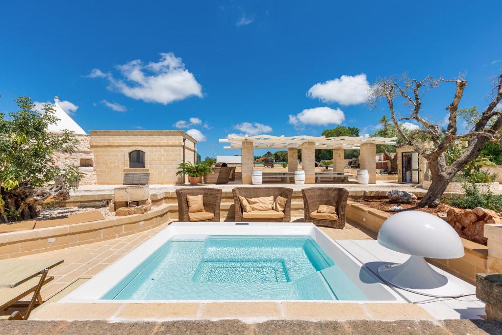 Carovigno Villa | Trullo Del Conte by BarbarHouse