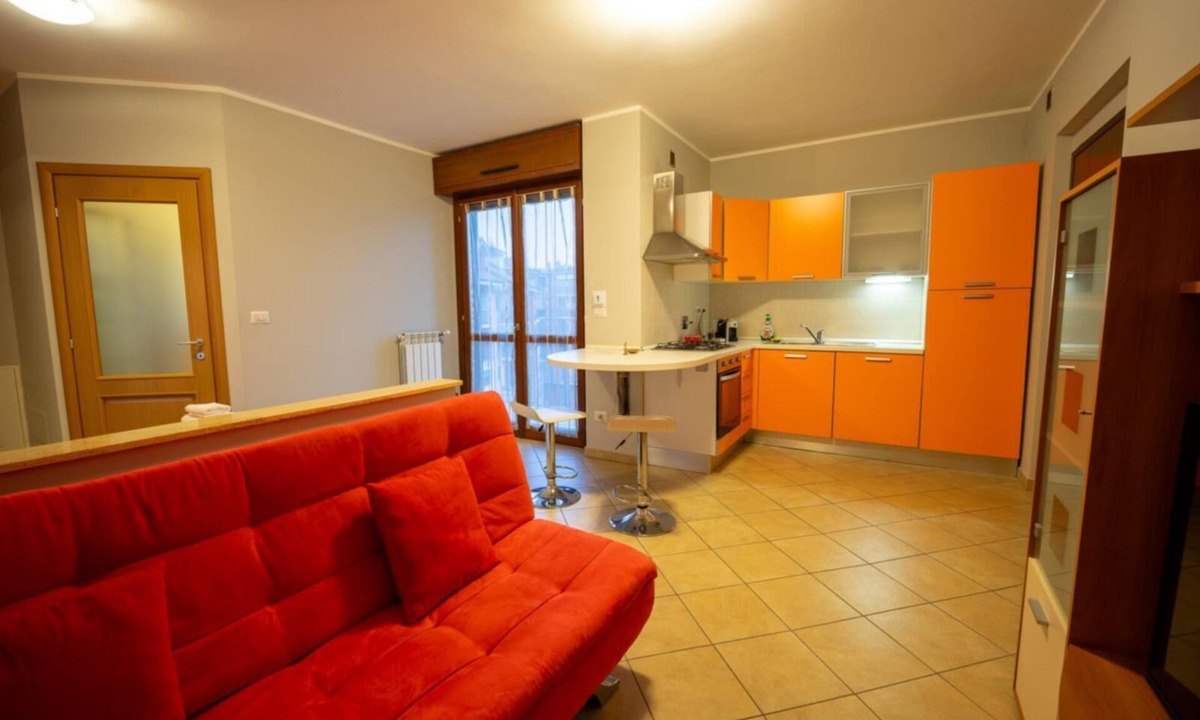 Leini Apartment | Turin Airport Apartment F