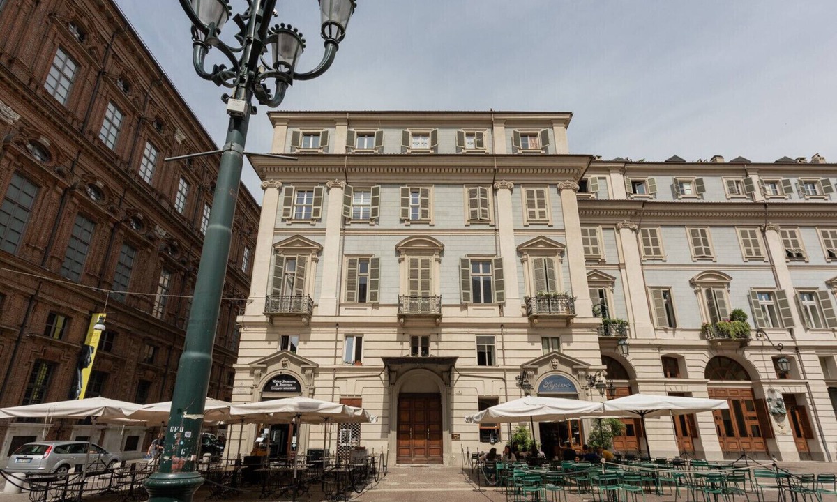 Historic Centre Apartment | Turin Central Loft Carignano by Wonderful Italy