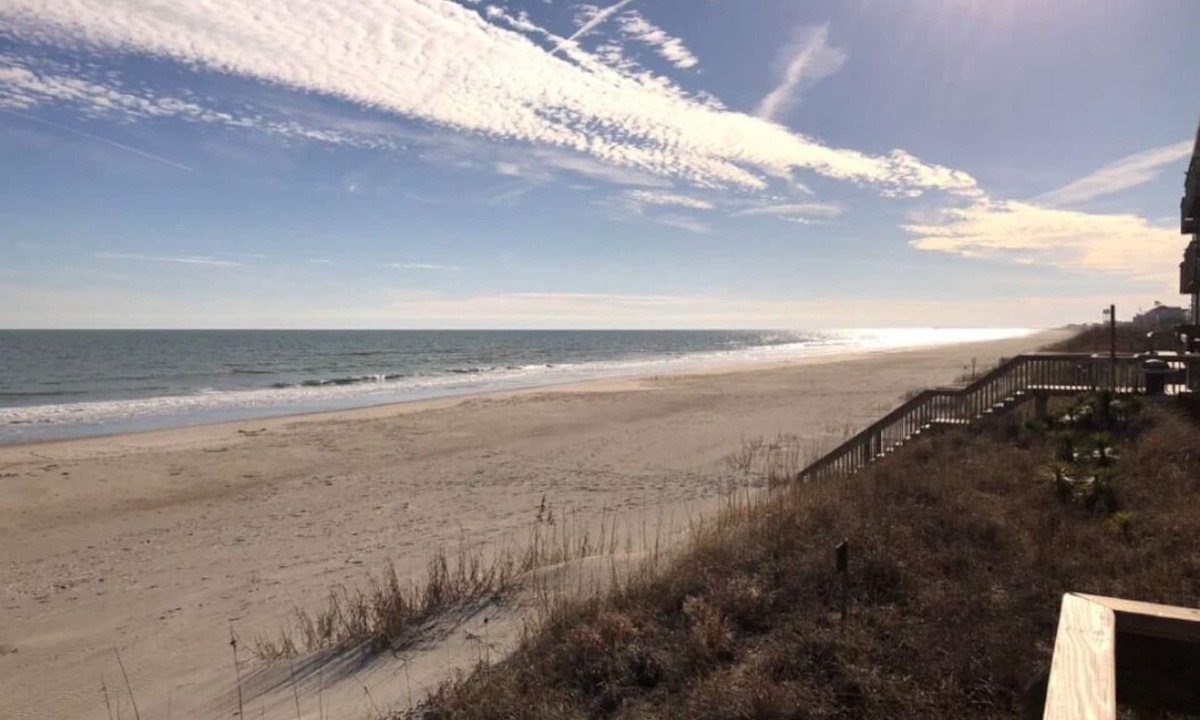 Topsail Beach Condo | Updated OCEANFRONT Queen's Grant 3 Bedroom-Pool, Boat Ramp, Dock, Sleeper Sofa