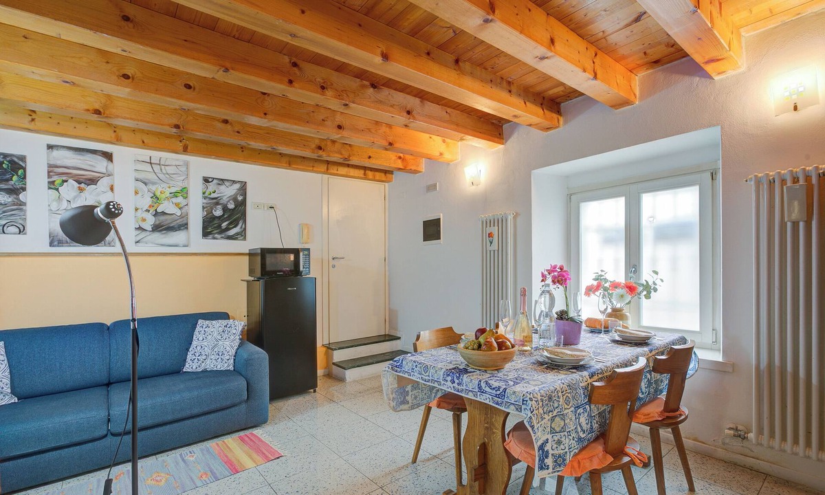 Torbole sul Garda Apartment | Vida Boa Apartment with Private Balcony Dining, Torbole sul Garda, Italy