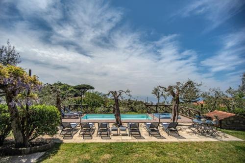 Schiazzano Villa | Villa Aragona Historic Villa with Views and Guest services by Feeling Italy