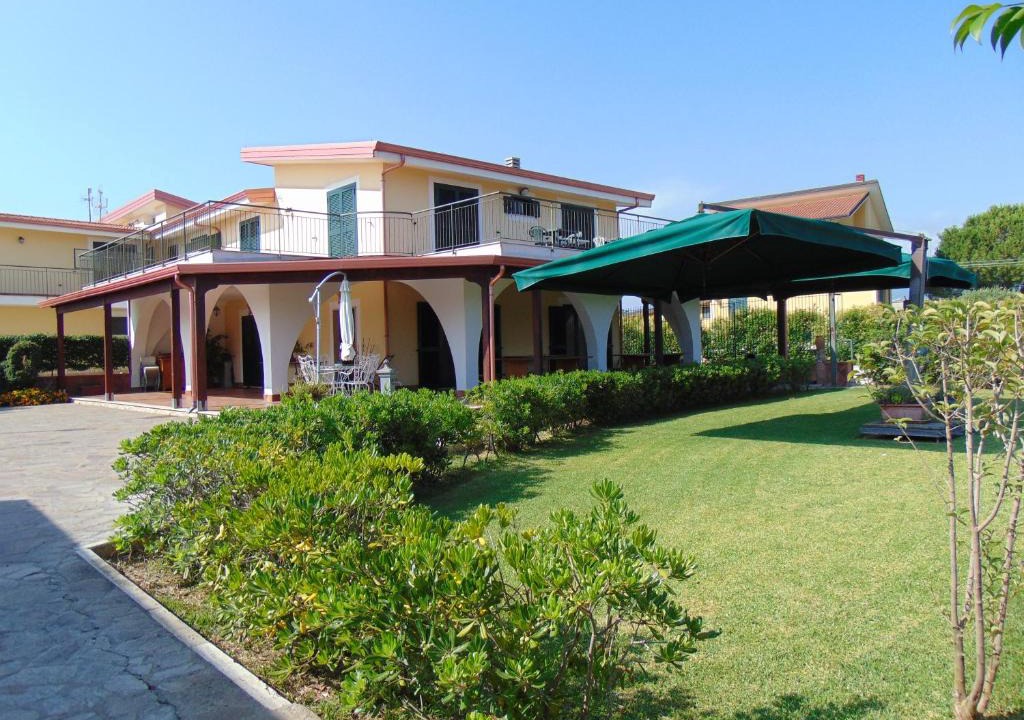 Pontecagnano Faiano Bed & Breakfast | Villa Celeste B&B