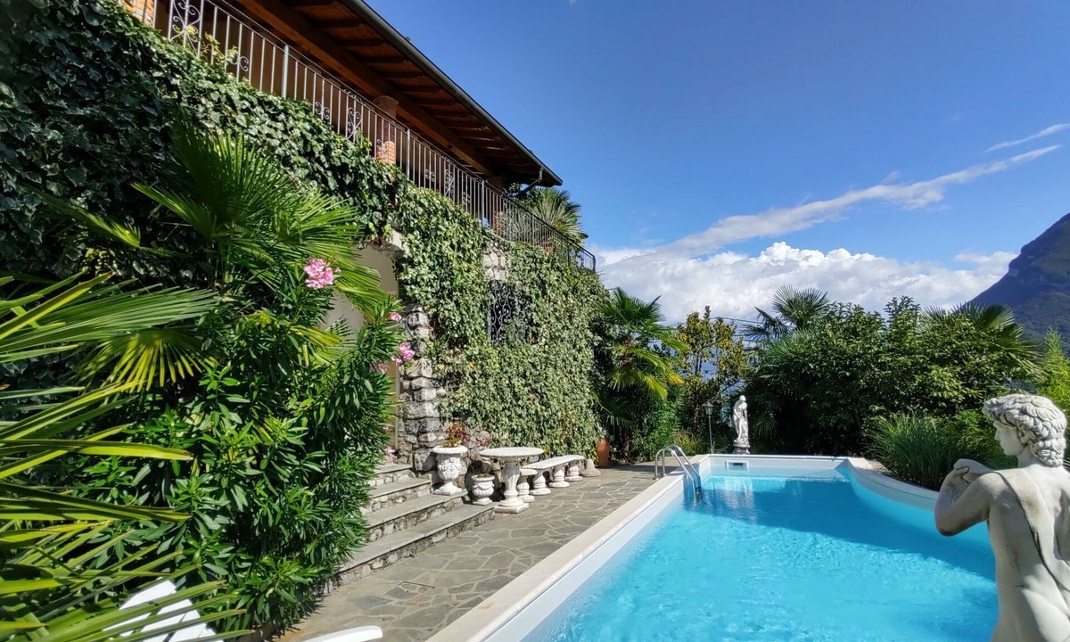 Carlazzo House | Villa Massimo by Interhome