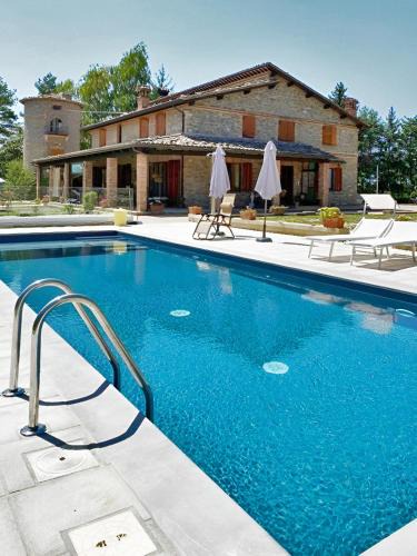 Comunanza House | Villa Montegenco