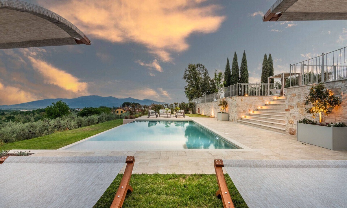 Macchino Villa | Villa Sunkiss: Luxury Farmhouse with Tuscan Flair at I Masi Winery