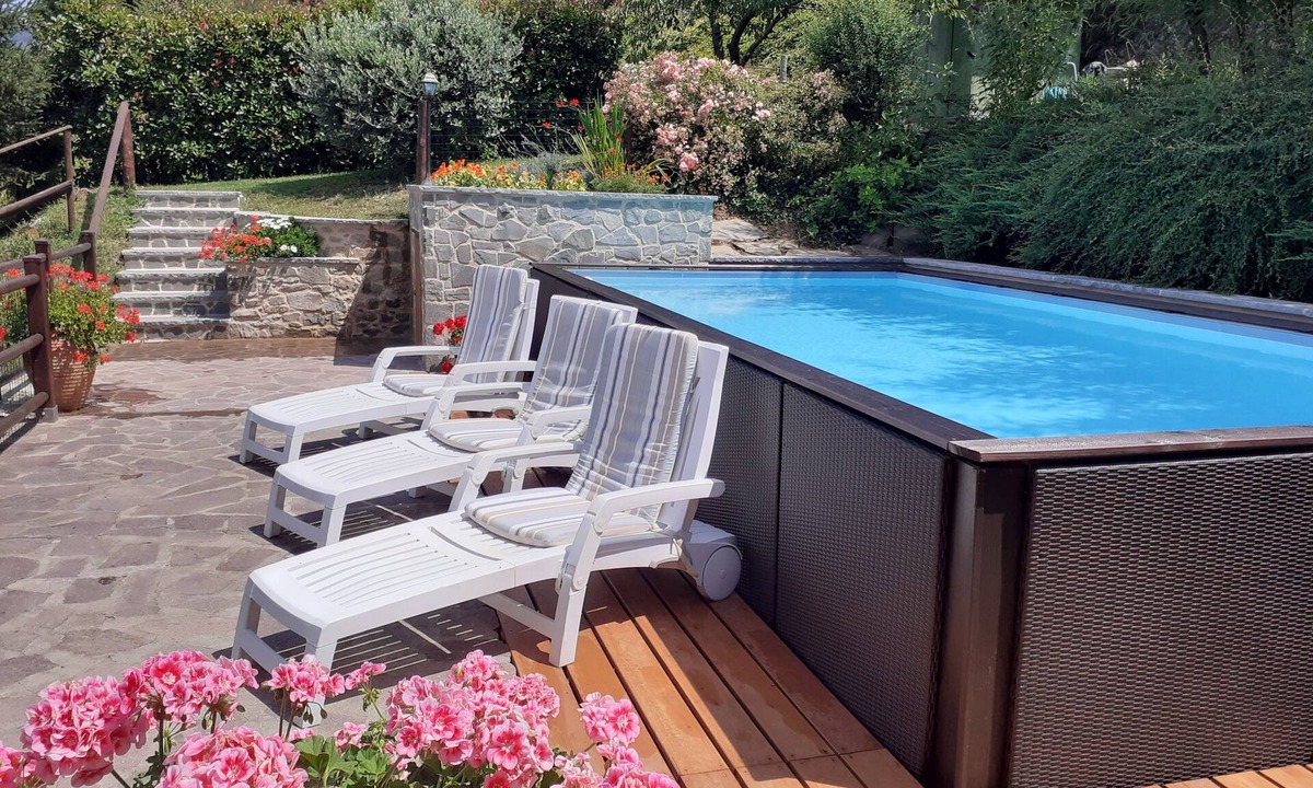 Pieve Fosciana Villa | Villa with own pool, mountain village with restaurant and shop. North of Lucca
