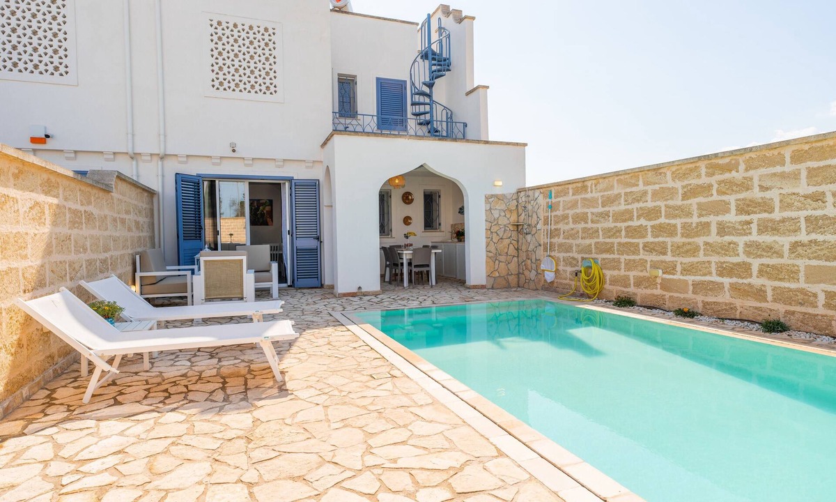 Boncore Villa | VILLINO LORENZO for Rent 3 min from Porto Cesareo with Pool
