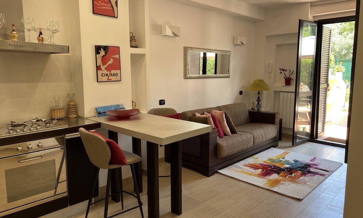Guidonia Montecelio Apartment | Villino Valediè- Max relaxation! A stone's throw from the GRA!