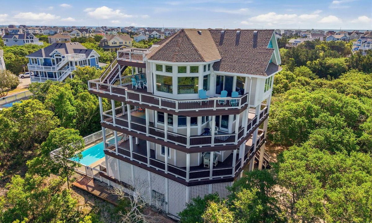 Avon House | Waterfront, dog-friendly home with private pool, hot tub, pier & beach