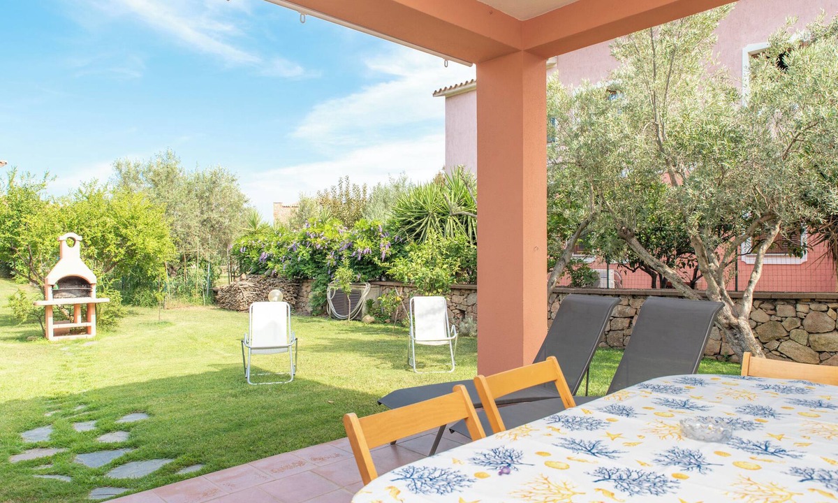 San Teodoro City Centre Villa | With large garden and in quiet location - Villetta Corbezzolo