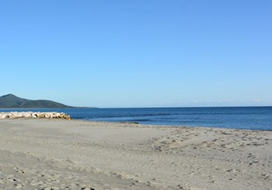 100 meters from the dream beach. with climate, WiFi and sea view