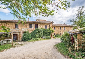 2 bedroom accommodation in Gambassi FI