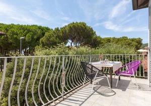 3 bedroom accommodation in Quercianella -LI-