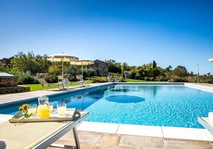 370 m² Villa ∙ 5 bedrooms ∙ 10 guests
