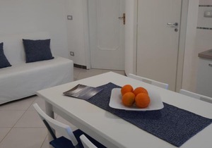 A Casa di Tony Sicilian Holidays. White