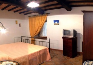 Agriturismo Belvedere Cramaccioli apartment for 6 people