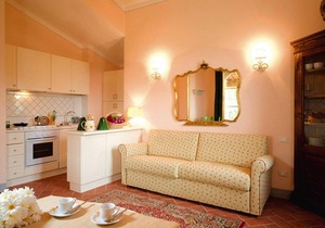 Apartment in Tuscany with Pool & Golf Access