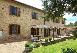 Apartment Le Palaie - 'Piscina' - PEC205 by Interhome