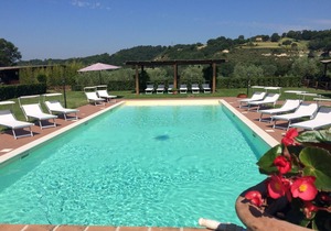 APARTMENT WITH POOL AND HANDLING IN AGRITURISMO