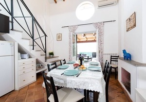 Apt 4 - Tenuta Capizucchi - Pool and Garden