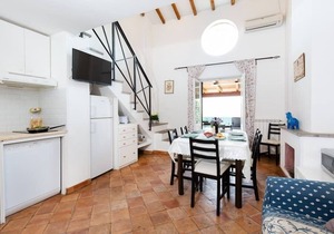 Apt 4 - Tenuta Capizucchi - Pool and Garden