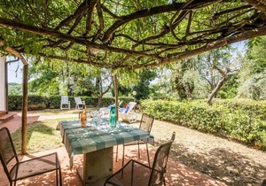 Awesome apartment in Montaione