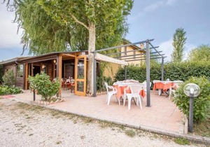 Awesome Apartment In Magione With Wifi