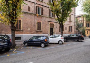 Bolognina Centro-Stazione Apartment