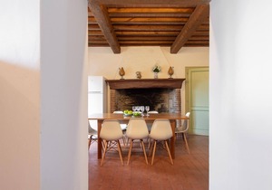 Casa Paciano, near town, apartments with pool, Ciliegio