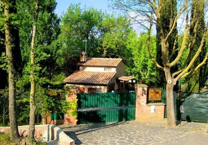 Cosy Cottage in Chiusdino with Garden