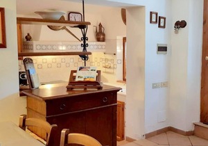 Cosy Cottage in Chiusdino with Garden
