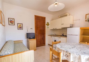 Ginestra 11/b - Two Bedroom Apartment, Sleeps 6