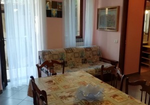 Holiday apartment Lesa for 1 - 4 persons with 2 bedrooms - Holiday apartment in one or multi-family