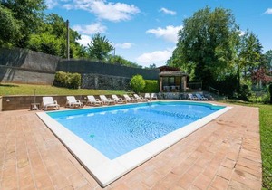 Holiday Home in Sellano with Pool & Sun Terrace