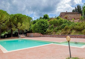 Idyllic Farmhouse in Gambassi Terme-Fi with Swimming Pool