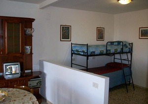 IL PINO: apartment within farmhouse just 15 minutes far from Assisi.