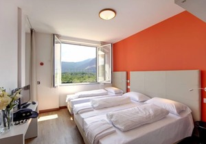 Isolino (FON104) by Interhome
