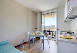 Isolino (FON106) by Interhome