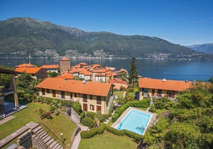 With great attention to detail furnished studio apartments in a residence with pool