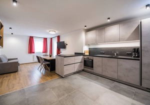 'Kuenz Dolomites Apartment 5' with Mountain View, Garden & Wi-Fi