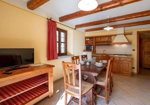 Lovely apartment for 4 guests with WIFI, pool, TV and terrace