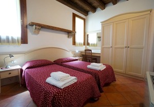 Noci apartment with two bedrooms and one bathroom on the first floor (apartment 3)