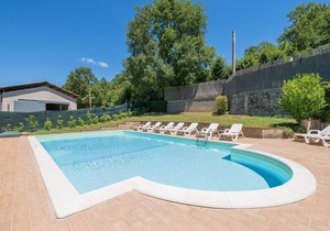 Peaceful Holiday Home in Sellano with Pool