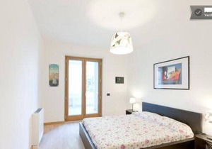 Rome: Modern Spacious Apartment in Rome - Free WIFI