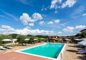 Secluded Mansion in Perugia with Jacuzzi