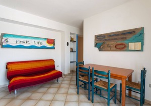 Small and cozy house a few steps from the beach
