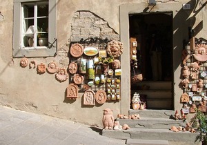 Stone Farmhouse in Gambassi Terme-Fi with Swimming Pool