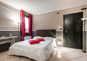 Studio Fusari a Piazza Maggiore by Wonderful Italy